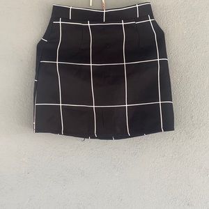 Mini skirt!!